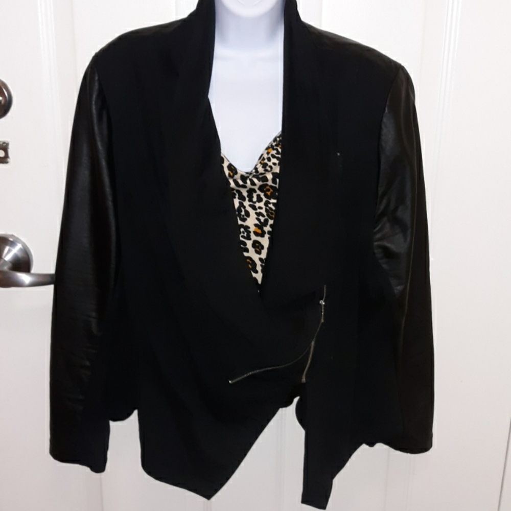 Jacket - Picture 2 of 6